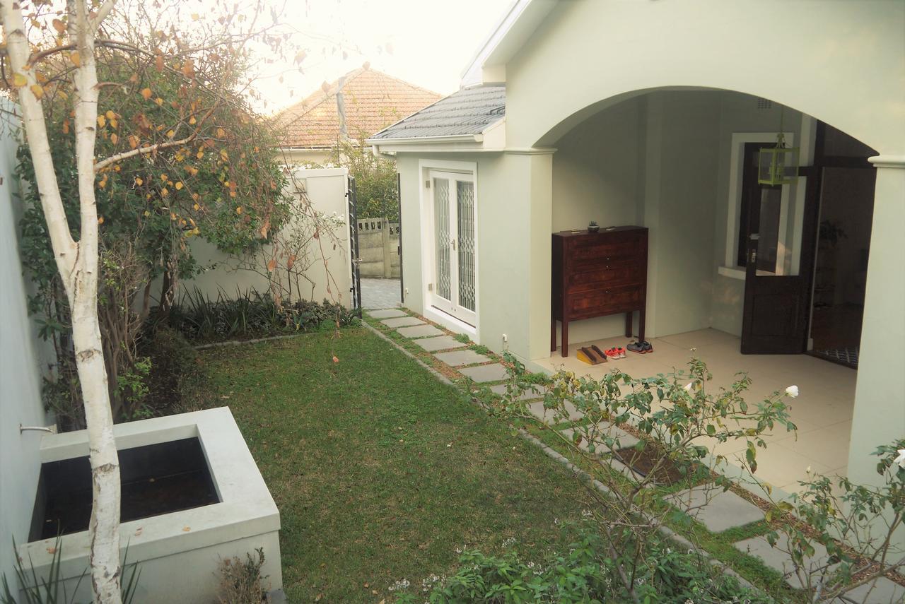 Bed & Breakfast T House Cape Town