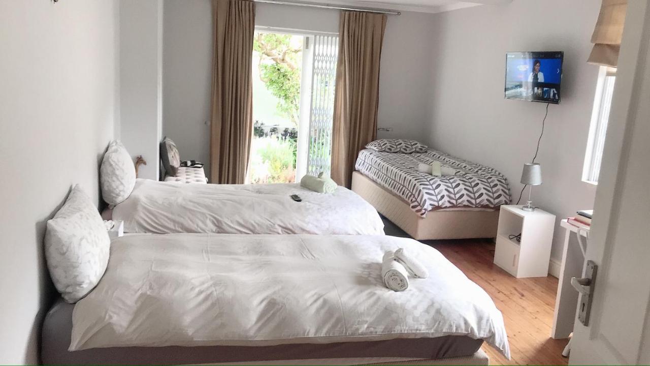 Bed & Breakfast T House