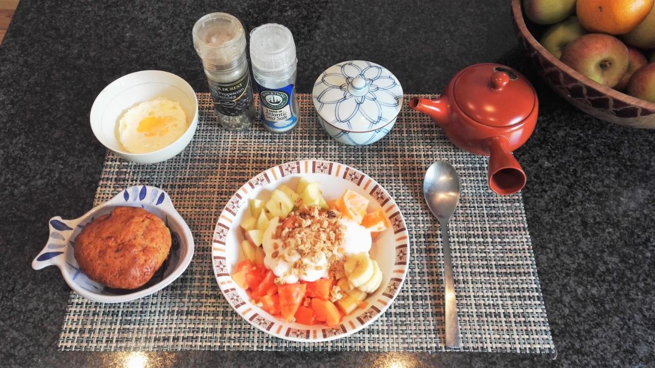 T House Bed & Breakfast 2*